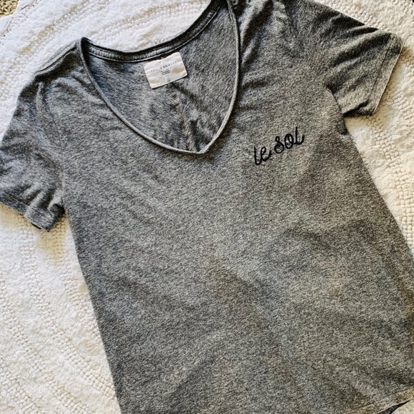 Anthropologie Tops - Anthropologie Sol Angeles Gray Le Sol Tee, Sz XS